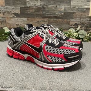 Nike Zoom Vomero 5 "Metallic University Red" Sneakers Size 10.5 Men's